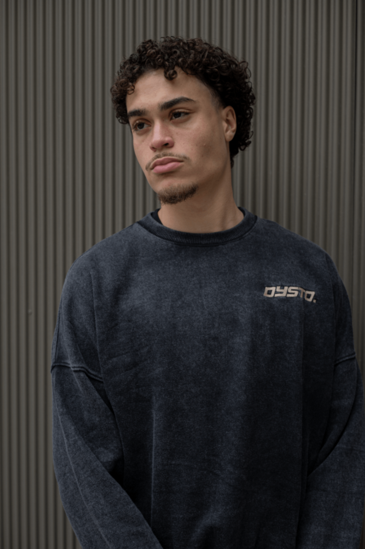 DYSTO CREWNECK