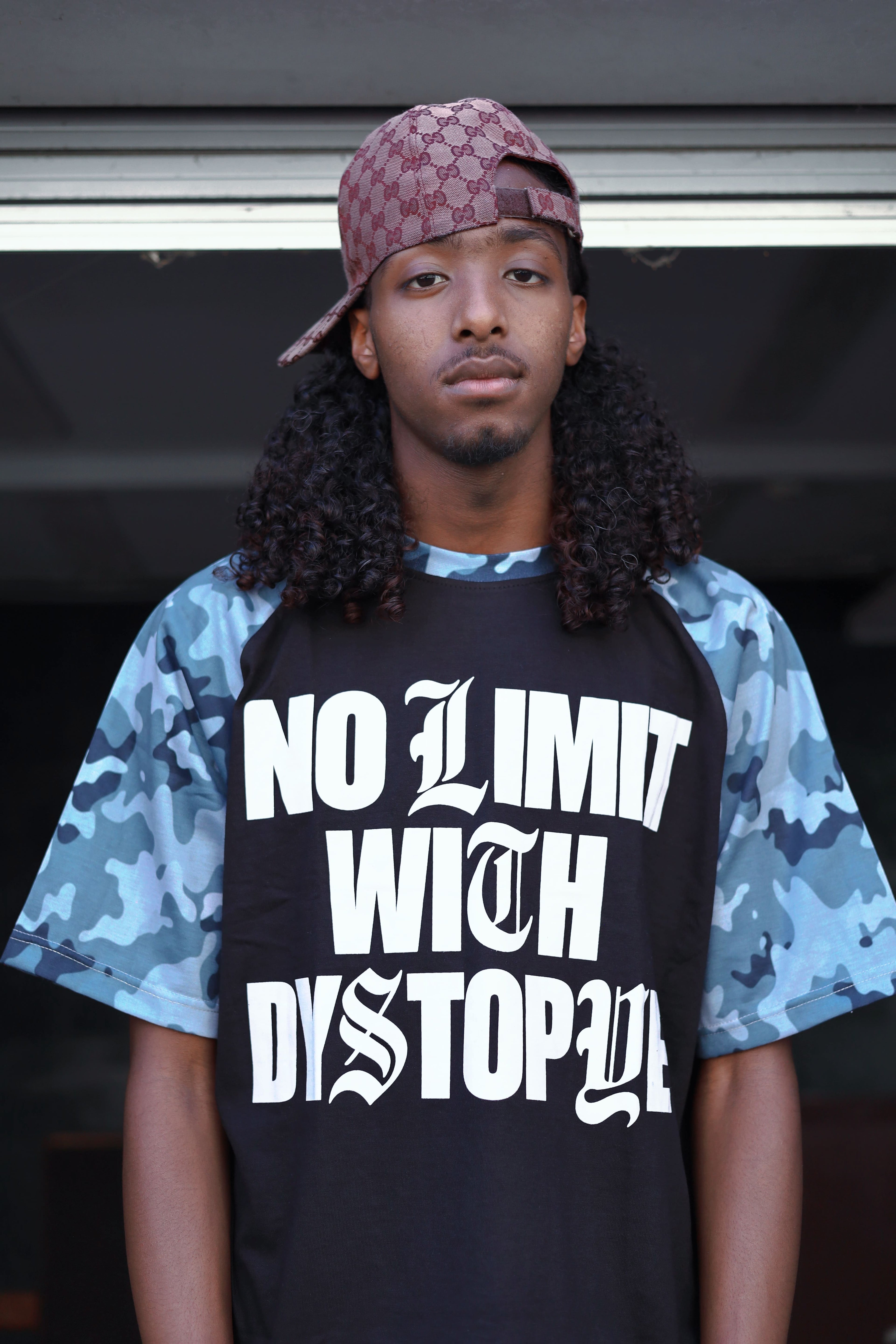 NO LIMIT TEE